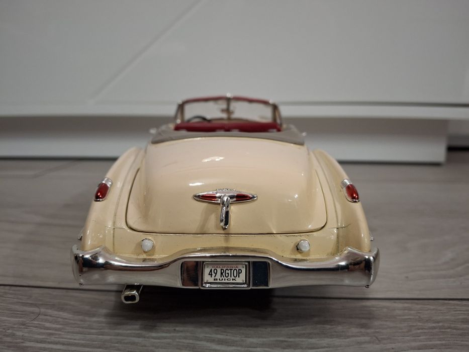 Samochód Kolekcjonerski Buick 1949 MOTOR MAX 1:18