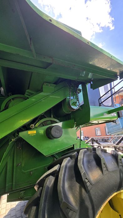 комбайн John Deere 1042/джондир1042