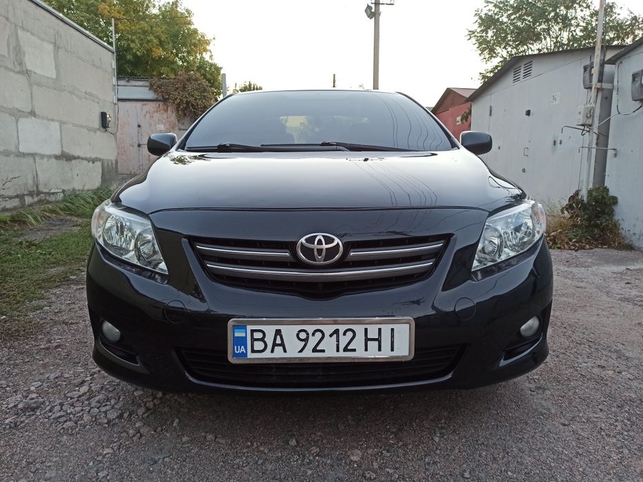 Toyota Corolla 2008 в хорошем состоянии