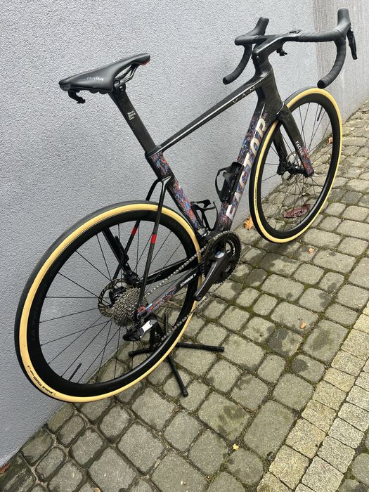 Rower szosowy Factor OSTRO VAM 2 54cm