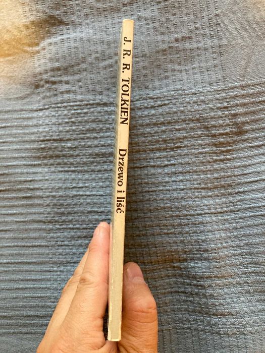 Tolkien „ Drzewo i liść” Unikatowa książka z 1994!