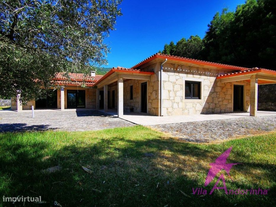 Moradia T3 Independente abraçada pela Natureza em Moledo