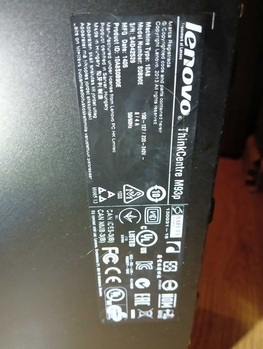 Mały mocny komputer stacjonarny Lenovo M93p.