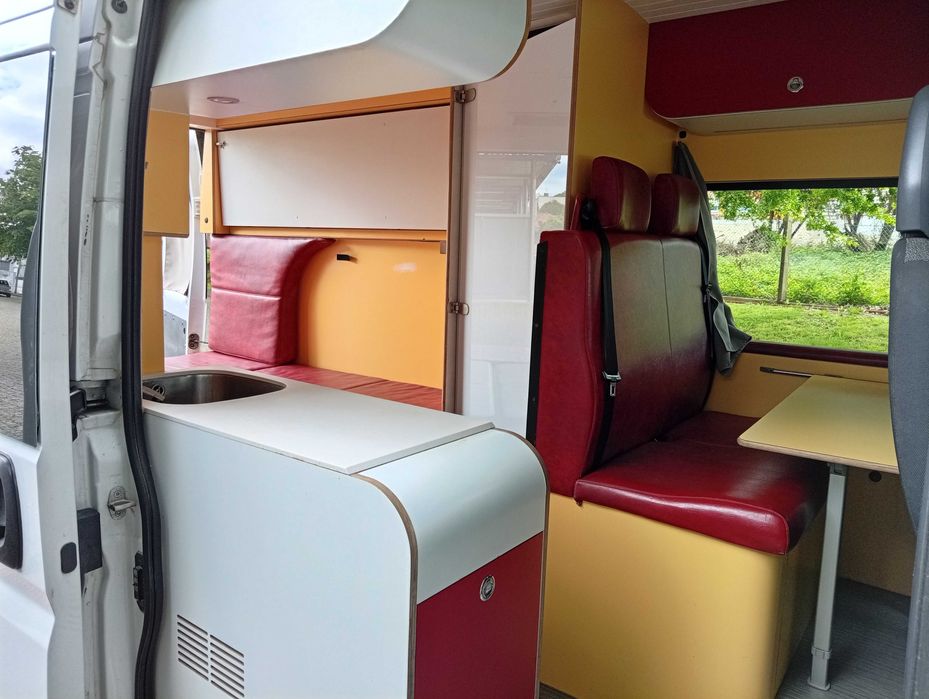Autovivenda Furgão Fiat Ducato, 2017, 4 lugares livrete com AC