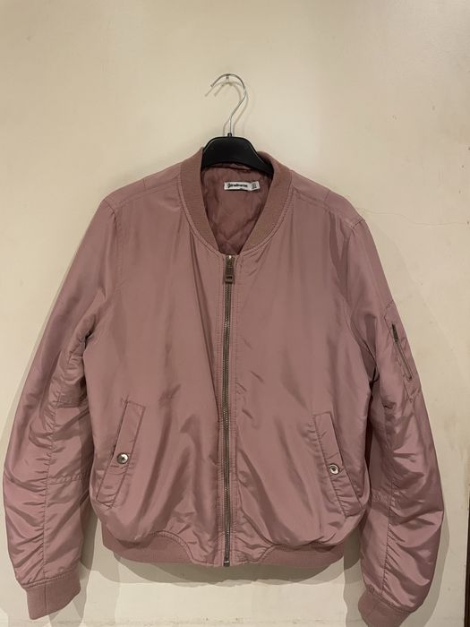 Casaco curto rosa Stradivarius