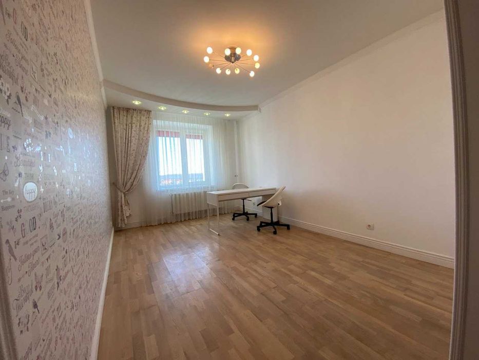Продам 3 к квартиру в мкр Поділля з ремонтом і меблями 2342
