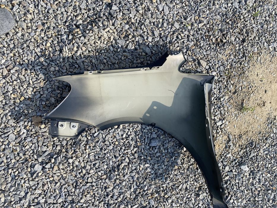 Крило праве тауран оригінал