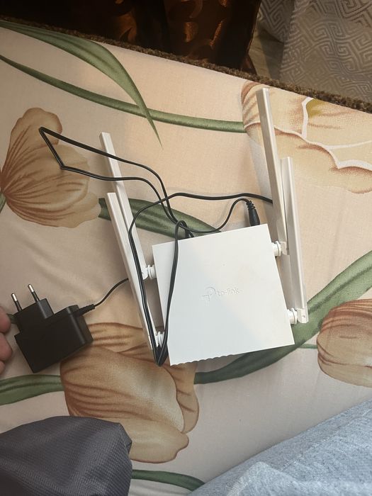 Дводіапазонний Wi-Fi роутер TP-Link Archer C24 AC750 + PoE-інжектор