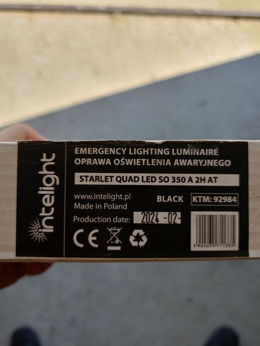 Oprawa awaryjna natynkowa