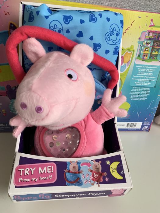 інтерактивна свинка Пеппа світло мелодія peppa sleepover