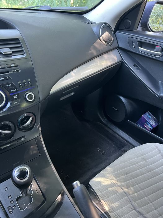 Mazda 3 2012 рік