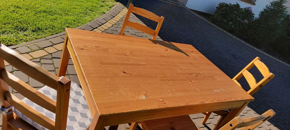 Stół Ikea Jokkmokk - idealny na święta