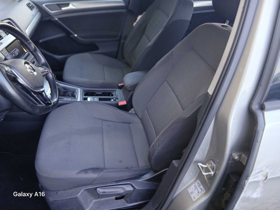 Volkswagen Golf Variant 1.6 TDi Bluemotion Diesel