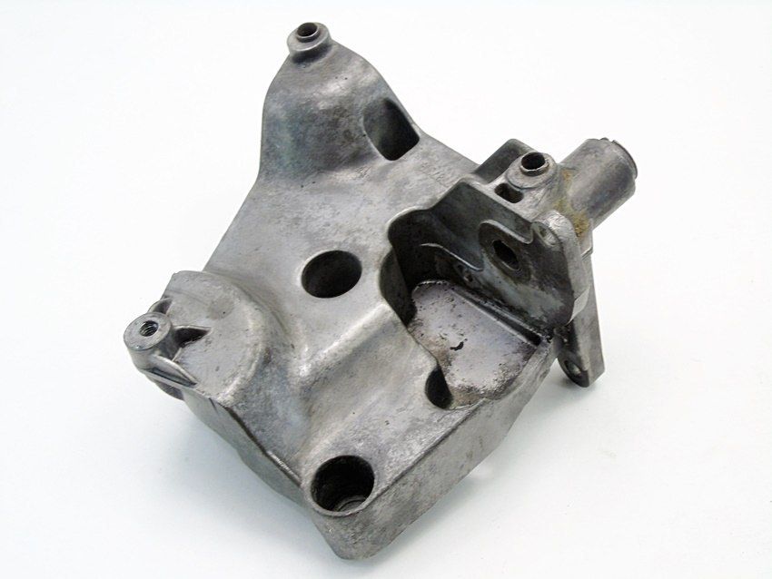 Łapa Silnika 2.0 D Bmw X3 E46 E90 E91 E60 E61 E87 E91 E83 7787319