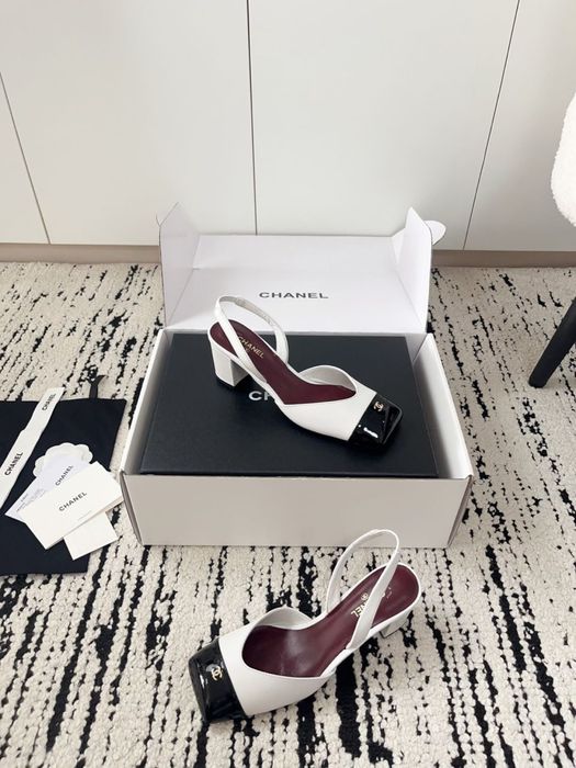 Czółenka Chanel Slingback White
