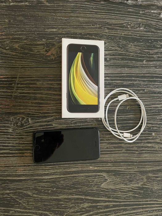 iPhone SE 64GB – Compacto, Rápido e Potente