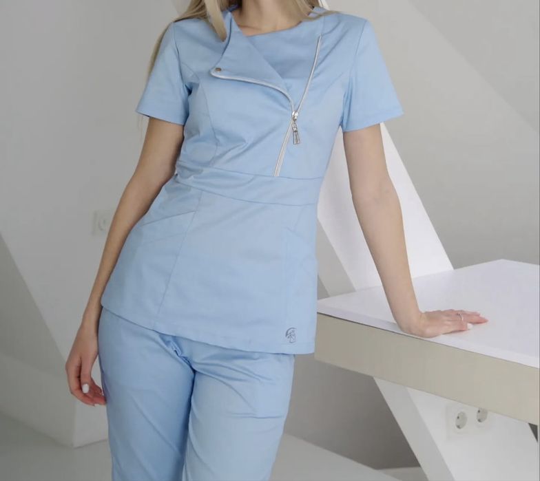 Форма медична дуже стильна