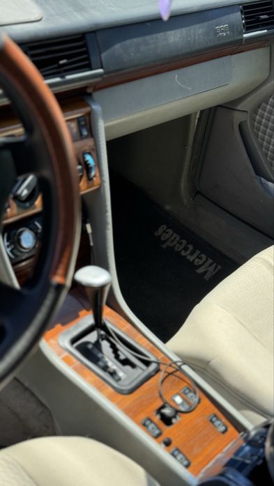 Продам mercedes benz автомат газ
