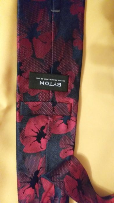 Jedwabny krawat męski