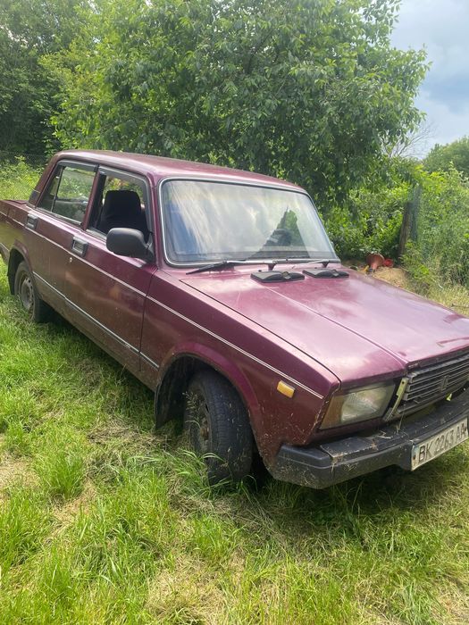 Машина жигуль в хорошому стані