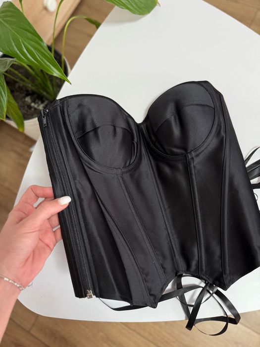 Корсет з твердими чашками класичний на блискавці