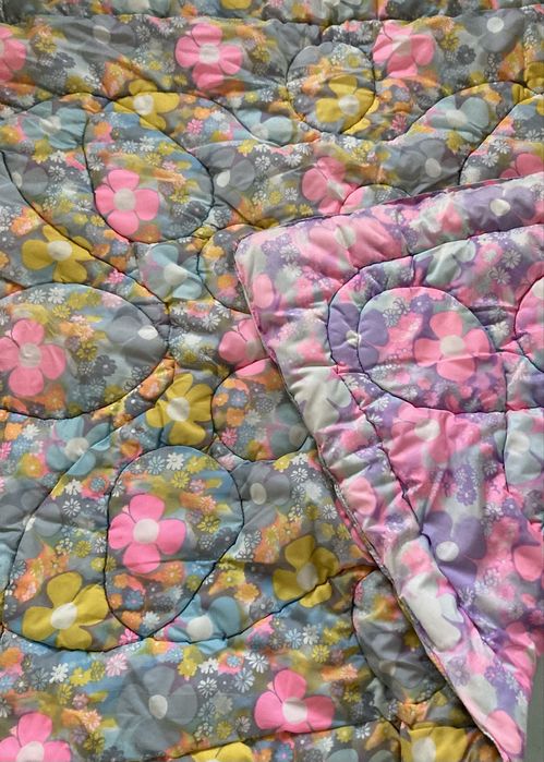 Kołdra z czasów PRL 180x145 wielokolorowa jak spiwór