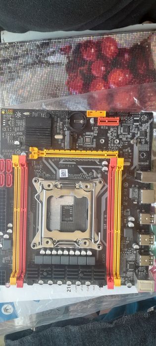 X79-VG2 LGA2011 під ремонт або запчастини