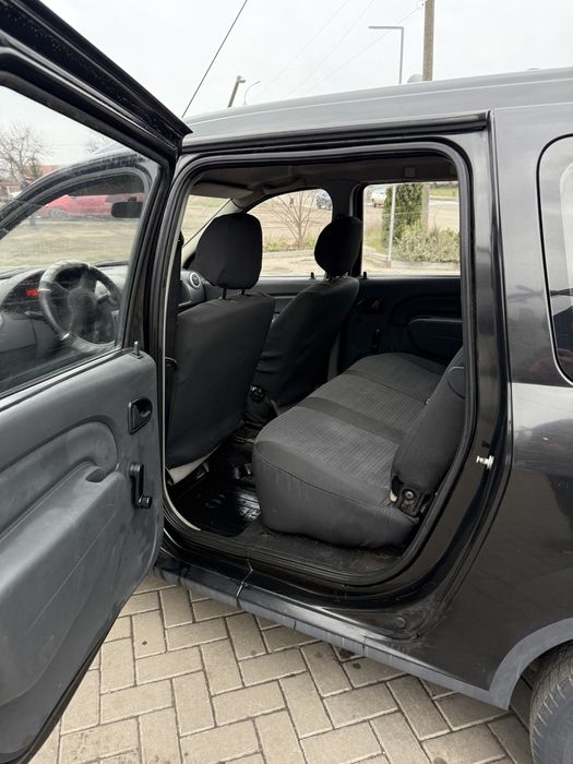 Renault Logan MCV в Універсалі Dacia