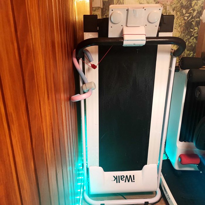 Passadeira elétrica e banco abdominais