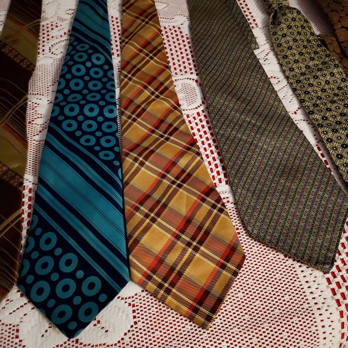 Krawaty męski z czasów PRL-u