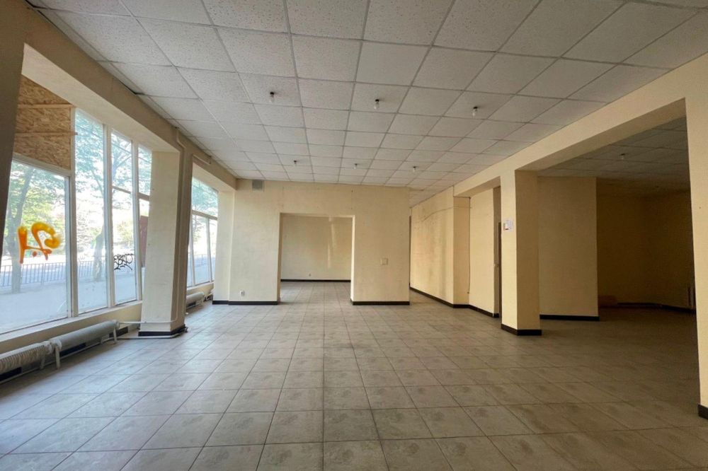 Оренда магазину пр. Центральний