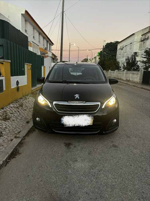 Peugeot 108 1.0 a Gasolina | 2017 | Económico | AC | Caixa Manual