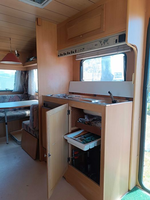 Caravana Sun Roller Sevilha 470 F – Excelente Estado