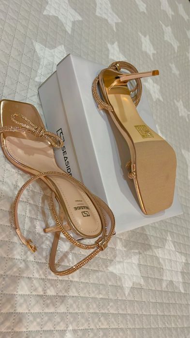 Sandálias Novas ( Rosa Gold)