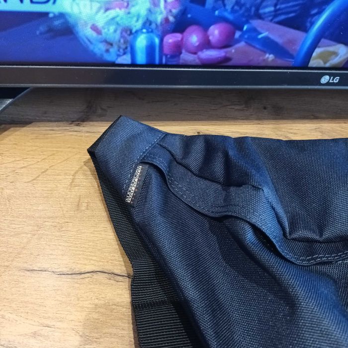 Nerka NAPAPIJRI H-vojage