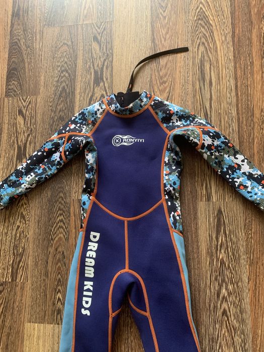 Новий дитячий гідрокостюм Aonyiyi