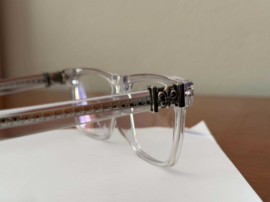 Oculos de ver Chrome Hearts