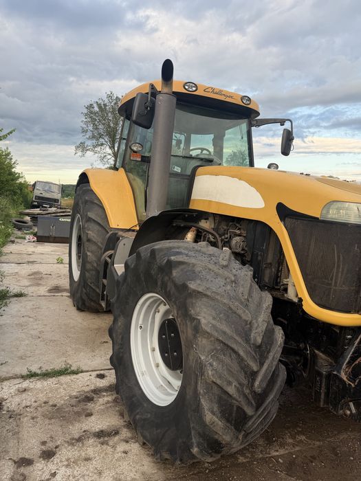 Трактор Challenger MT665b