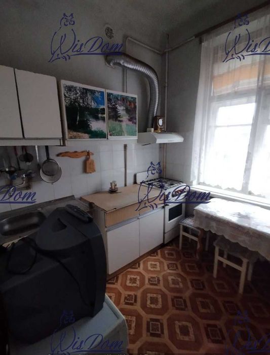 Продам 2к квартиру в центрі Нової Баварії, вул. Китаєнка, 4