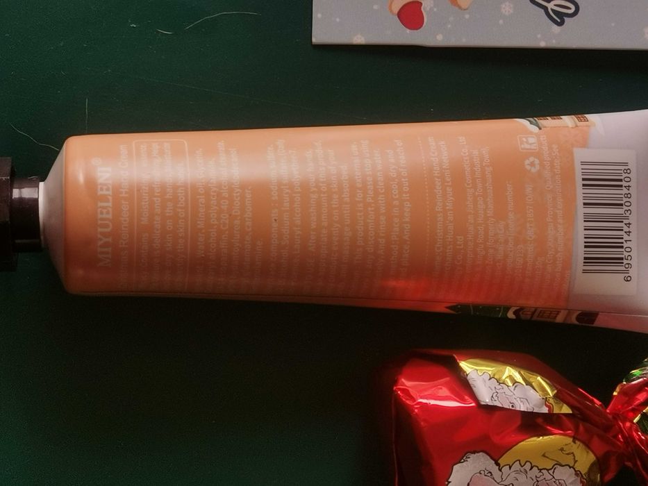 Creme de mãos, separador de livros