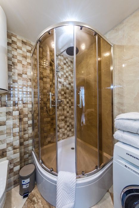 посуточно1к,вид,центр,ЖК Элегант,парковка,метро.ж/д вокзал,университ