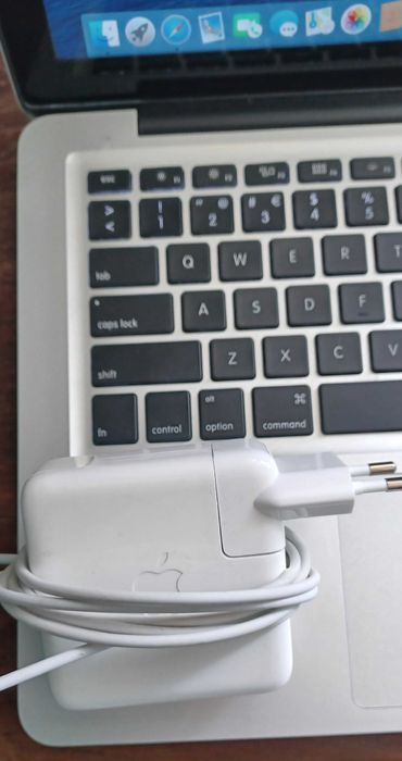 MacBook Pro 13.3 inch (2012)64297866557571121