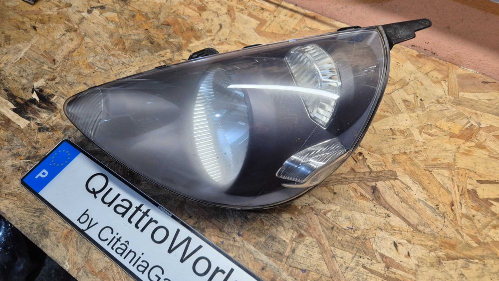 Ótica/Farol Esquerdo ORIGINAL Honda JAZZ GD 2002 até 2009--- 2ª