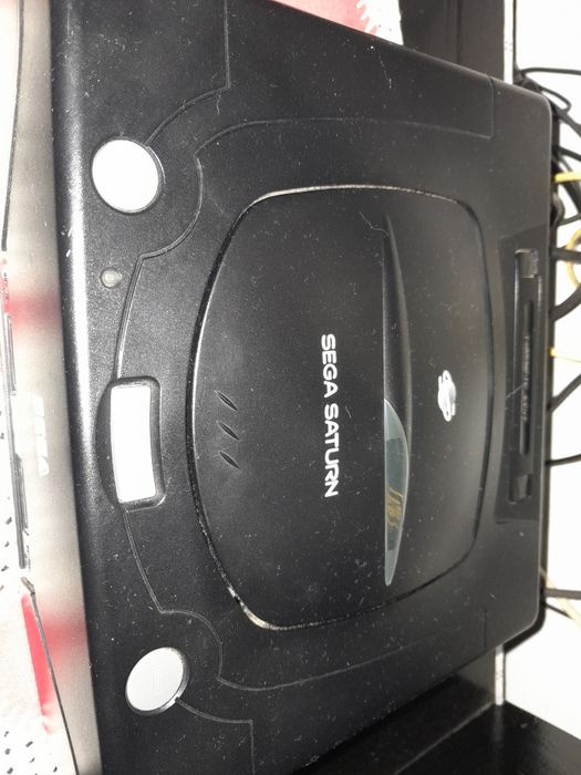 Vendo sega saturno bom estado