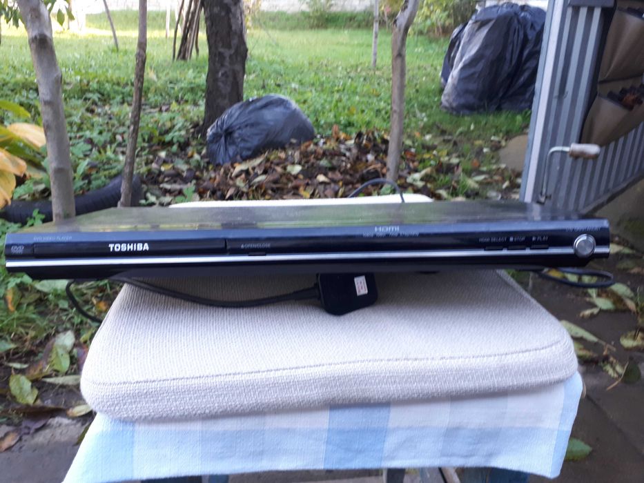 DVD плеєр. Toshiba SD-480EKB.