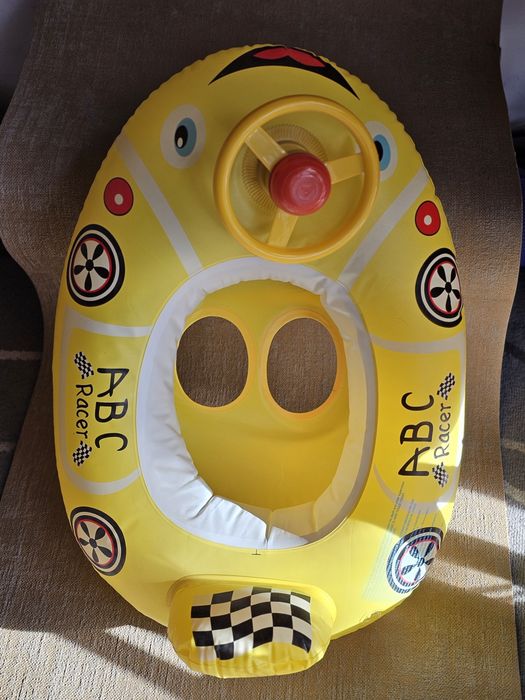 Kółko dmuchane do pływania ponton samochód 65cm