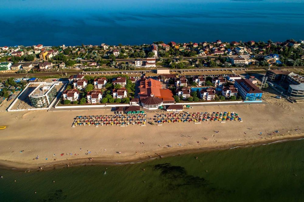 #1 лінія моря,4 басейни, 3-разове харчування 3 кm від  Кароліно Бугаз. 20% знижки  з 26.08