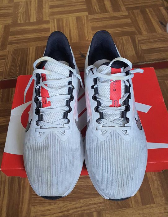 Продам кроссовки Nike Air Winflo 9