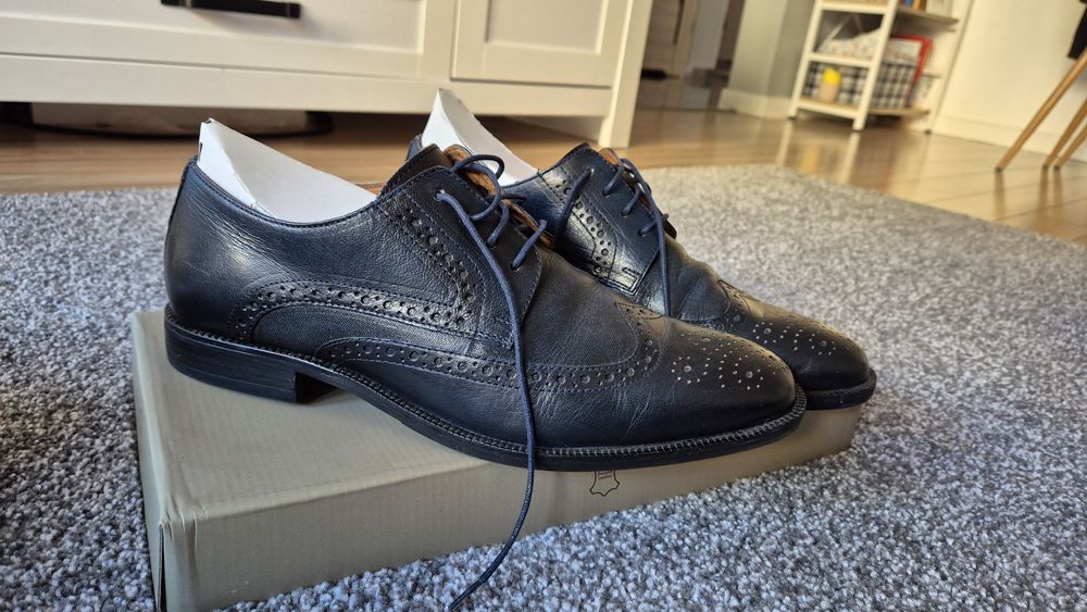 Buty męskie Gino Rossi rozm. 43. Stan idealny