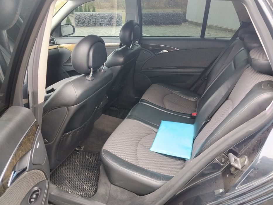 Продам мерседес e211 2,7